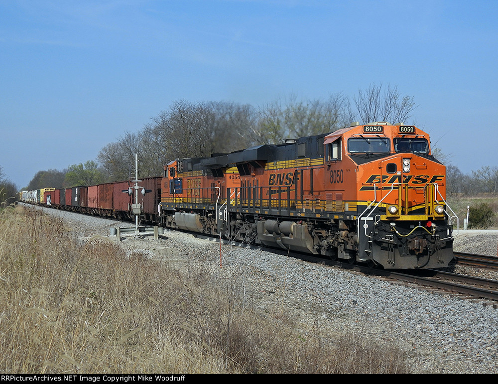 BNSF 8050